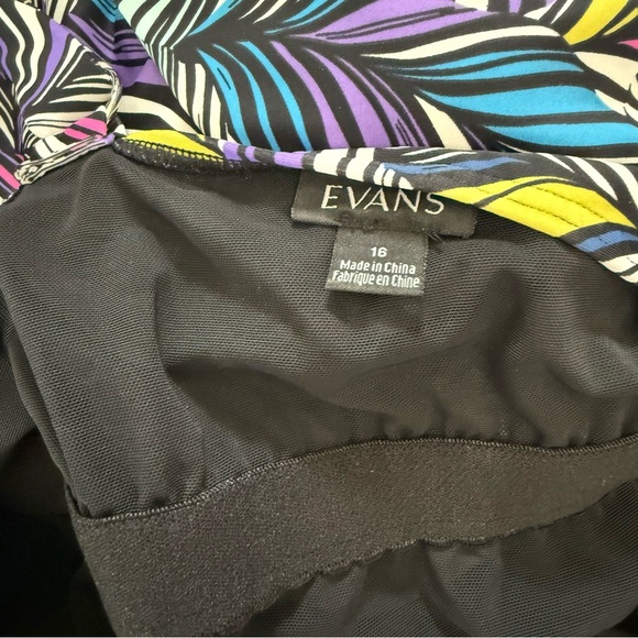 Skirted‎ Swimsuit Printed One Piece Size 16 - Picture 7 of 8